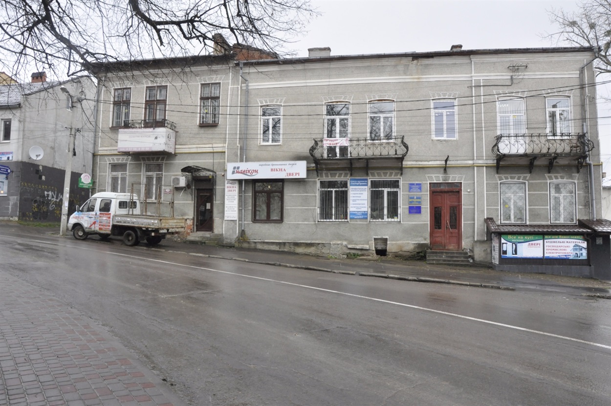 Будинок на вулиці М. Грушевського, 25