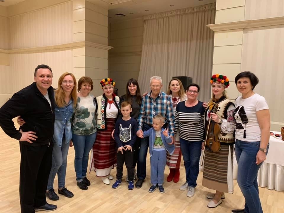 Три покоління Кредісових тепер часті часті гості на Прикарпатті і в Калуші зокрема.