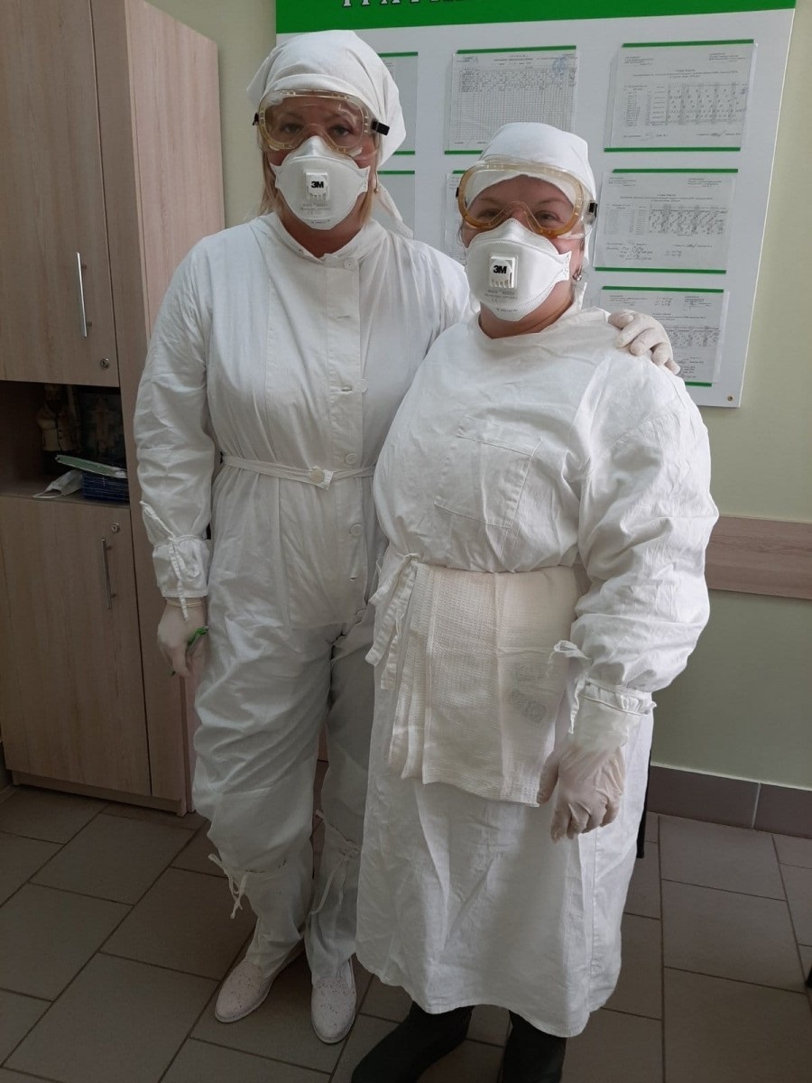 Бригада медперсоналу, який надавав допомогу в Калуській ЦРЛ.&nbsp;