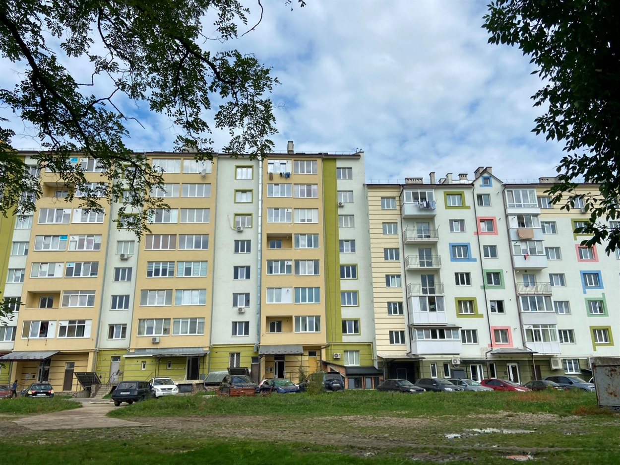 Утеплені будинки у Долині